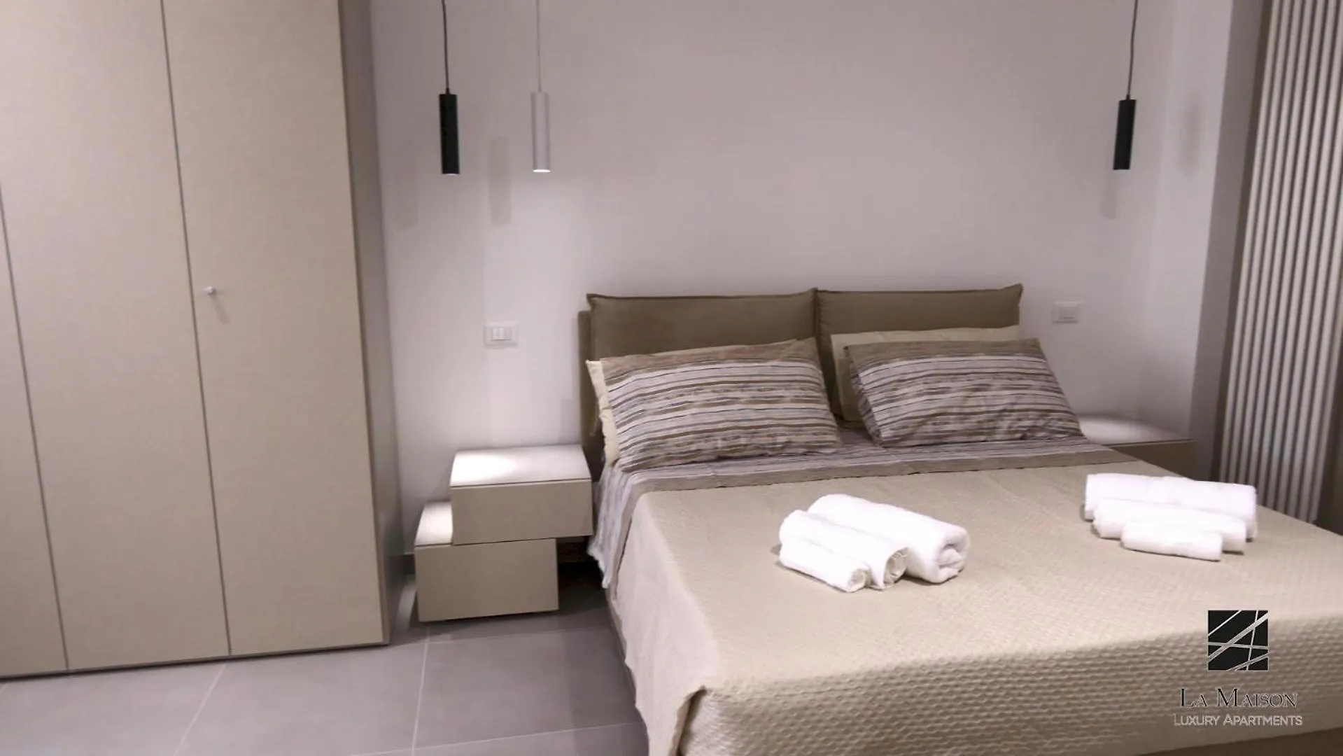 La Maison Luxury Apartments Terme Vigliatore